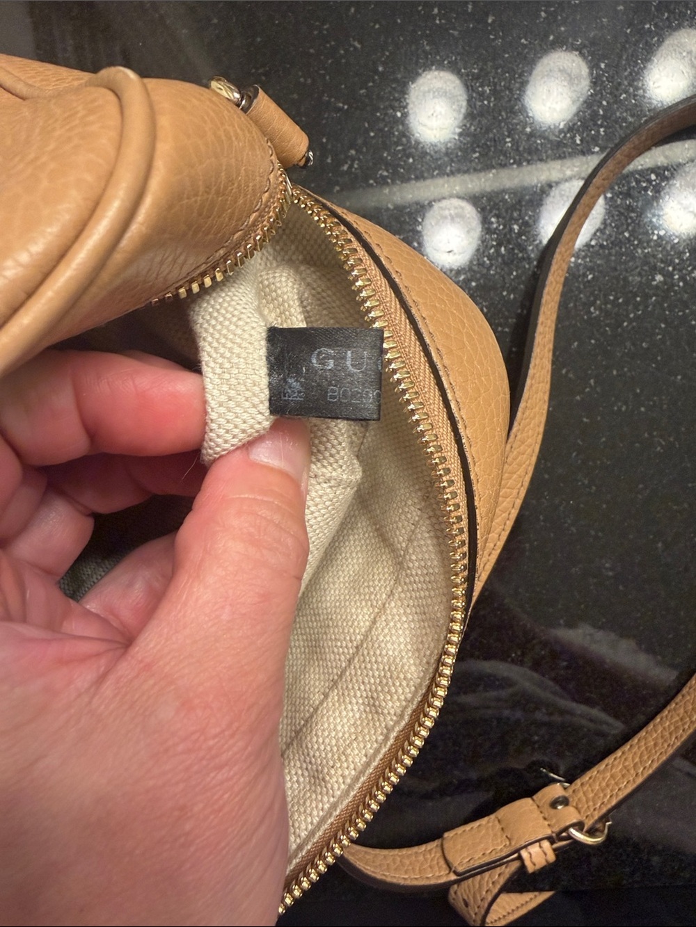 Gucci Tan Pebbled Leather Crossbody Camera Bag - Picture 9 of 10